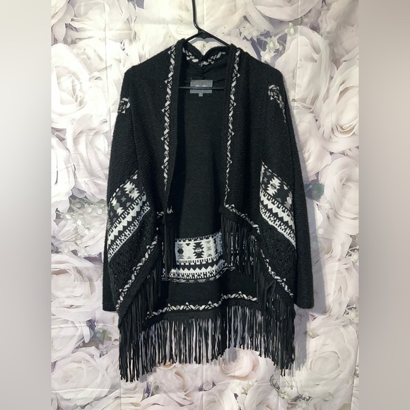 Miss Me Sweaters - Miss Me Black & White Tribal Fringe Cardigan Sweater Womens Size Medium